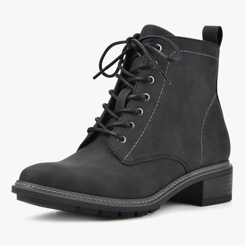 Cliffs by WHITE MOUNTAIN Black Lace Up Boots